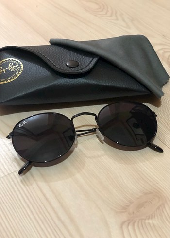 Ray Ban
