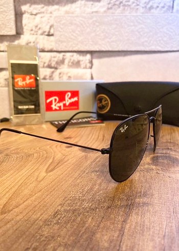 Ray-Ban Siyah Parlak Klasik Erkek Güneş Gözlüğü - Görsel 3