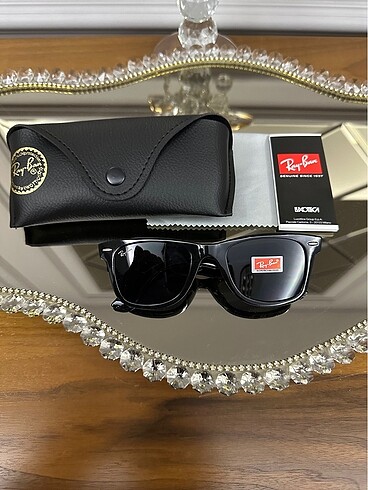 Ray Ban Parlak Siyah Wayfarer Unisex