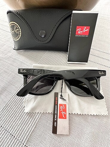 Ray Ban Ray Ban Unisex wayfarer deri kutu hediyeli