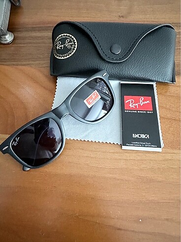 Beden siyah Renk Ray Ban wayfarer eğimli model unisex güneş gözlüğü