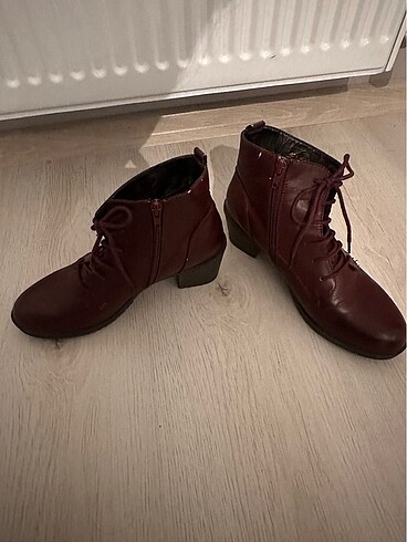 38 Beden bordo Renk 38 numara hakiki deri bordo bot