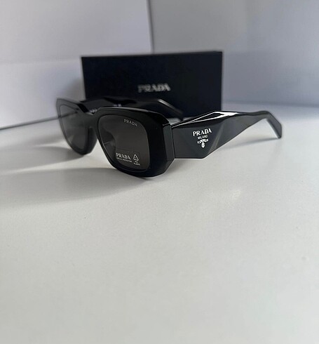 Beden Prada Uv 400 filtre korumalı Prada kutu hediyeli gözlük