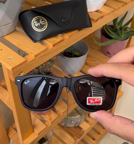 Ray Ban Wayfarer mat siyah unisex güneş gözlüğü