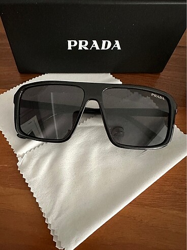Prada yeni Prada kutu hediye