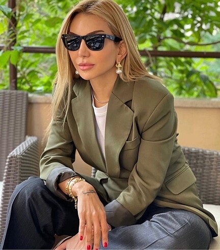 Ray Ban Unisex Ray Ban deri kutu hediyeli güneş gözlüğü