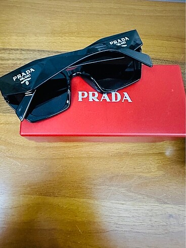Beden siyah Renk Prada yeni Prada kutu hediye güneş gözlüğü
