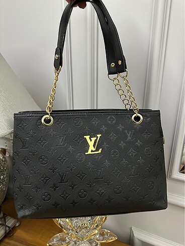  Beden Louis Vuitton kol çantası yeni