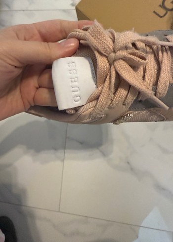 Guess Ayakkabı - Görsel 2