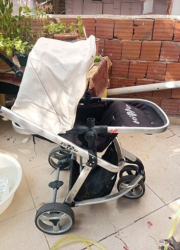 9- 36 kg Beden Temiz kullanışı güzel bebek arabası 