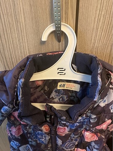 H&M Kapşonlu şişme yelek