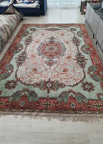 Yün dokuma el halısı