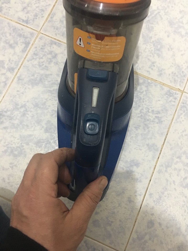 Philps şarjlı süpürge motoru çalışır vaziyette - Görsel 3