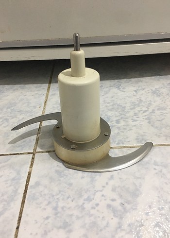 Mutfak robotu hazne bıçağı