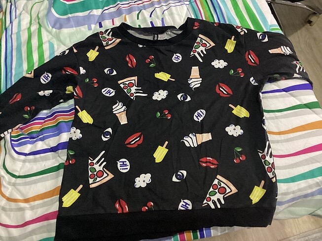 H&M sweatshirt 