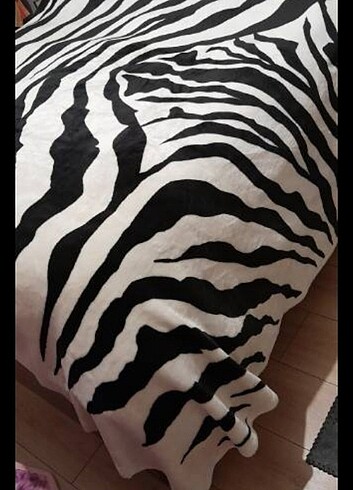 çift kişilik battaniye ve battal zebra battaniye