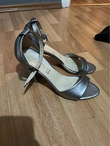 Diğer Silver Topuklu Ayakkabi