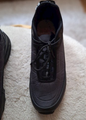 Carrano Gri Havalı Tabanlı Sneaker - Görsel 3