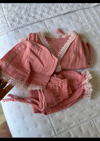 Yenidoğan Beden pembe Renk Dantel Detaylı Pembe Bebek Kız Takımı