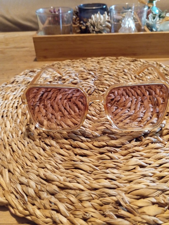 Bej Bohem Tarzı Kadın Güneş Gözlüğü - Görsel 4