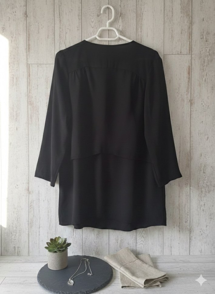 Siyah V Yaka Fermuarlı Kadın Bluz - Görsel 2