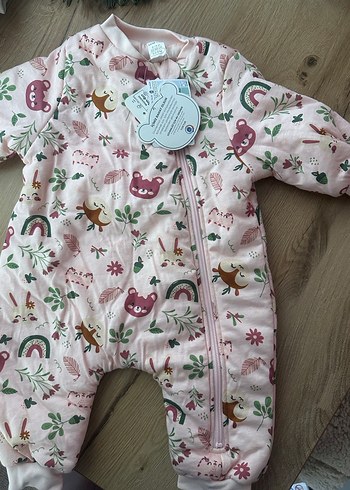 2.5 tog LC Waikiki Pembe Baskılı Fermuarlı Kız Bebek Uyku Tulumu - Görsel 3