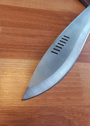 Beden 40cm boyunda Kahverengi Saplı Kılıflı Gri Bıçak