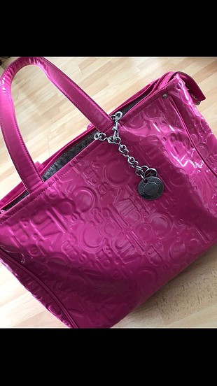 Calvin Klein pembe kol cantasi buyuk boy