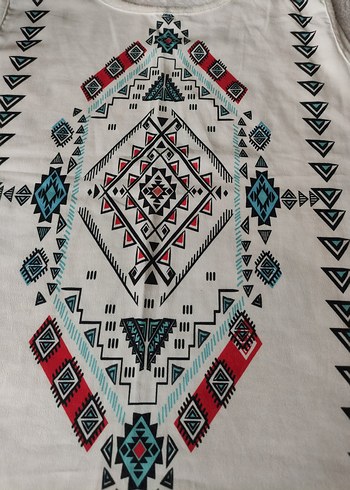 Kolsuz desenli bluz. - Görsel 2