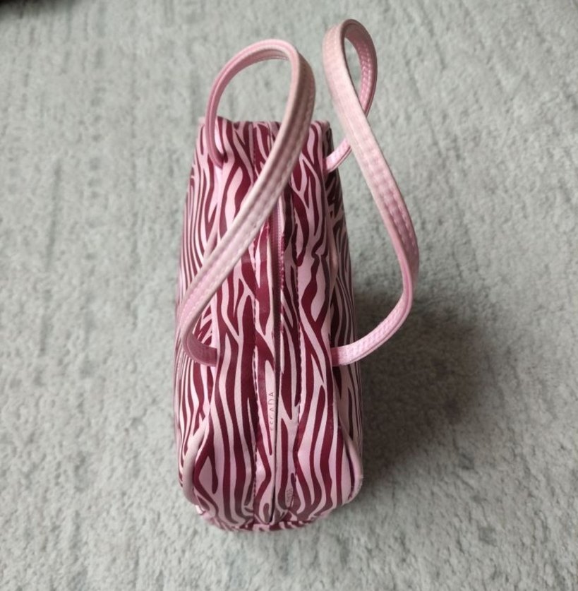 ESCADA Marka Kozmetik Çantası - Görsel 2