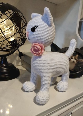 Beyaz Örgü Kedi Peluş Oyuncak(Amigurumi) - Görsel 4