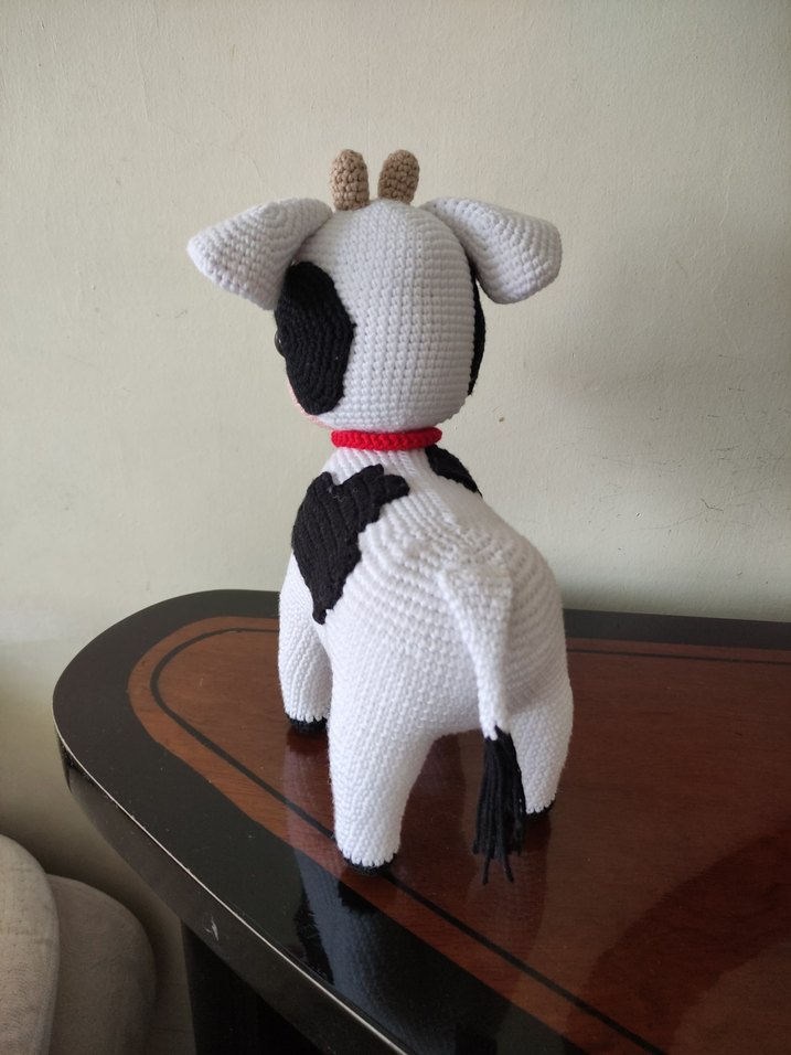 El Örgüsü Beyaz İnek Peluş Oyuncak - Görsel 4