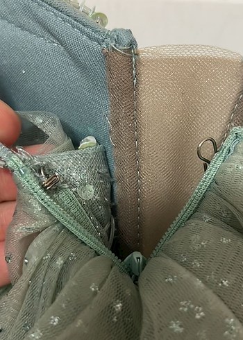 Straplez İşlemeli Yeşil Uzun Abiye Elbise - Görsel 6