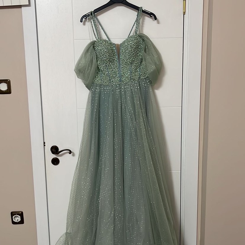 Straplez İşlemeli Yeşil Uzun Abiye Elbise - Görsel 2