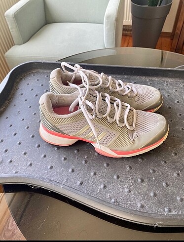 Adidas spor ayakkabı # 37,5