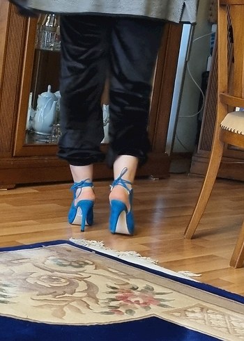 37 Beden Mavi Stiletto Topuklu Kadın Sandalet