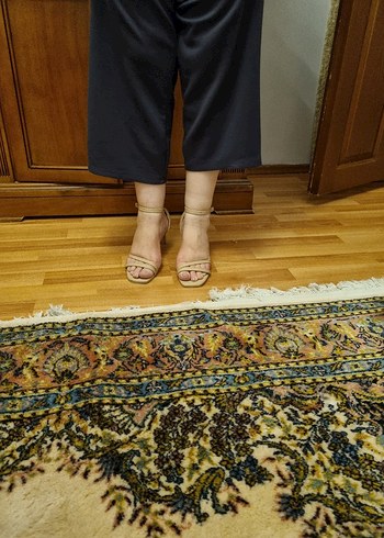 39 Beden Topuklu Kadın Ayakkabi