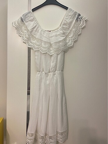 Zara Dantelli beyaz mini elbise
