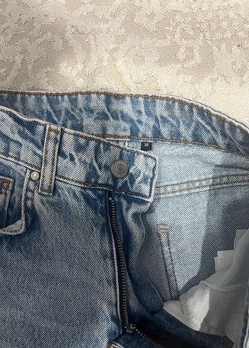 Gri Batik Desenli Rahat Kesim Kadın Kot Pantolon - Görsel 3