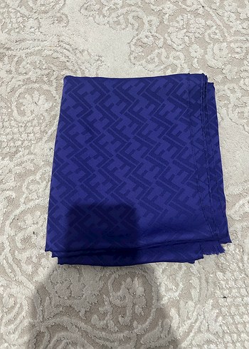 Kadın Lacivert Pileli Şal - Görsel 2