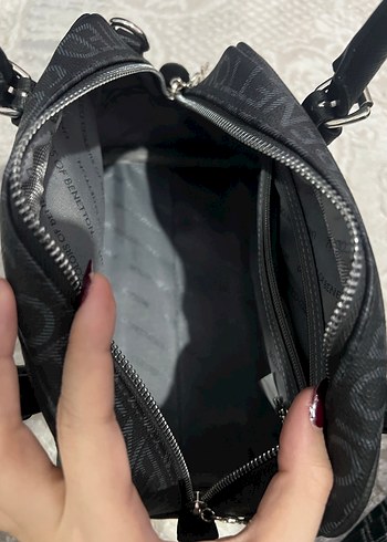 Benetton Siyah Deri Baskılı Kadın Çanta - Görsel 3