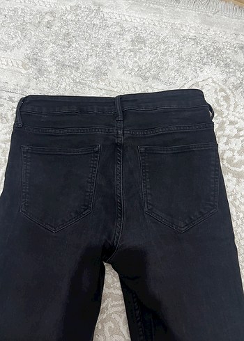 28 Beden Kadın Siyah Dantel Detaylı Denim Jean