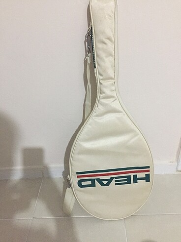 Tenis raketi ve kılıfı