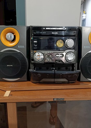 Kahverengi Philips Müzik Sistemi