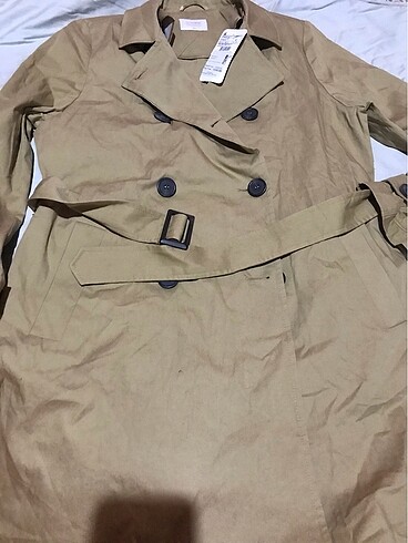 42 beden etiketli trenchcoat