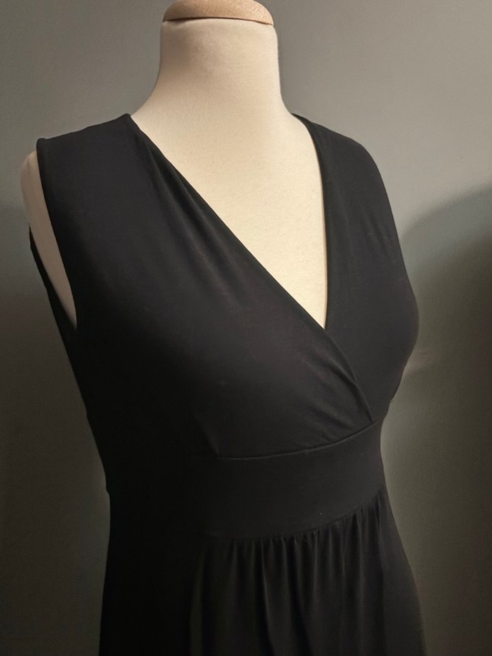 Siyah V Yakalı Midi  Elbise - Görsel 3