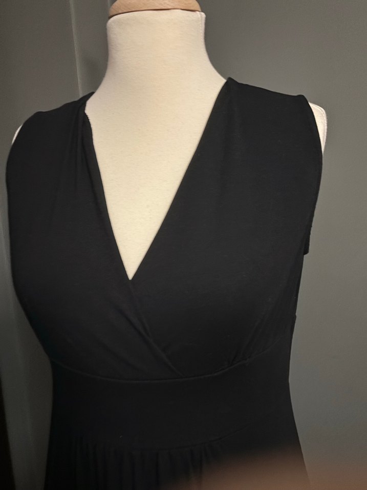 Siyah V Yakalı Midi  Elbise - Görsel 4