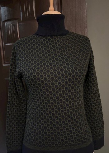 Yargıcı kadın kazak - Görsel 2