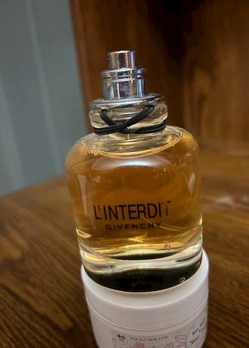 Givenchy L'Interdit Kadın Parfümü - Görsel 3