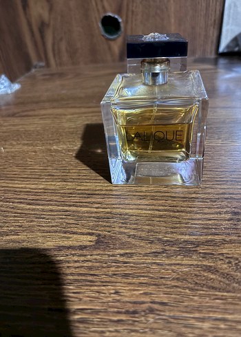 Yves Saint Laurent ürünü